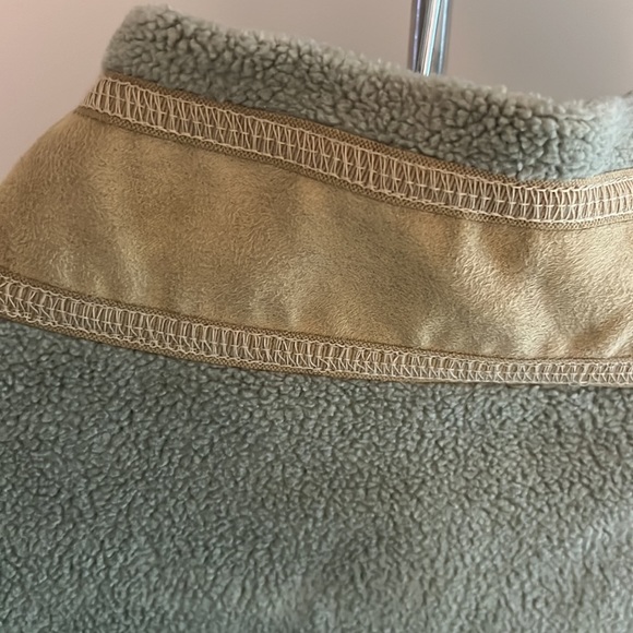 Southern Point Co. Bennington Fleece Vest - Picture 5 of 6